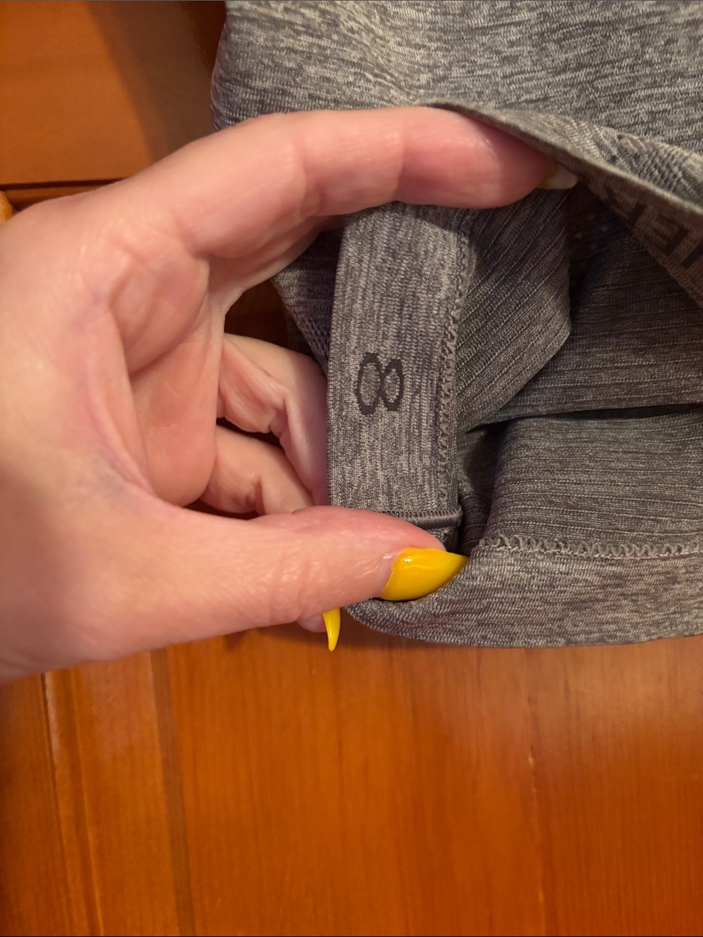 Lululemon cropped swiftly tech short sleeve shirt 2.0 in heather grey. - Picture 4 of 4